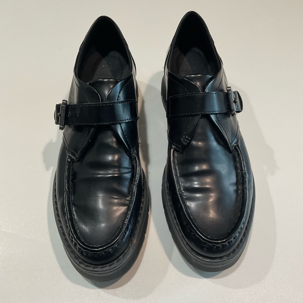 🌹🌹🌹Geox Respira Women’s Patent Leather Platform Black Shoes, Size 10.5